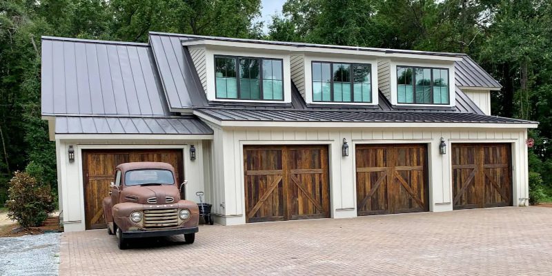 Home Garage Doors in Charleston, South Carolina